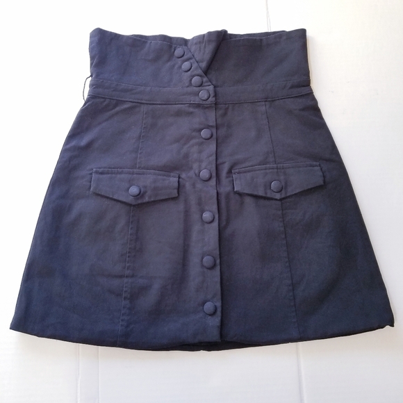 🌸 Lovers &‎ Friends | High Waist Mini Skirt, Black - Picture 2 of 13